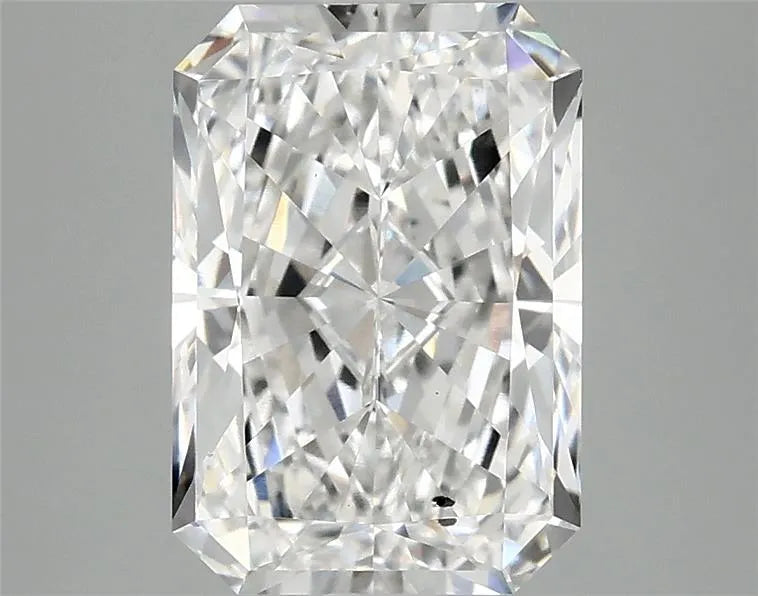 2.86ct Radiant Lab Grown Diamond (Colour E, Clarity SI1, IGI Certified)